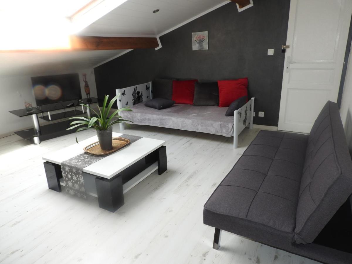 Appartement Mansarde Et Climatise 50 M2 Pompignan  Exterior photo
