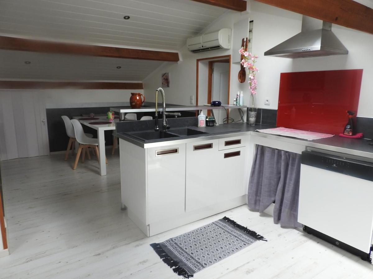 Appartement Mansarde Et Climatise 50 M2 Pompignan  Exterior photo