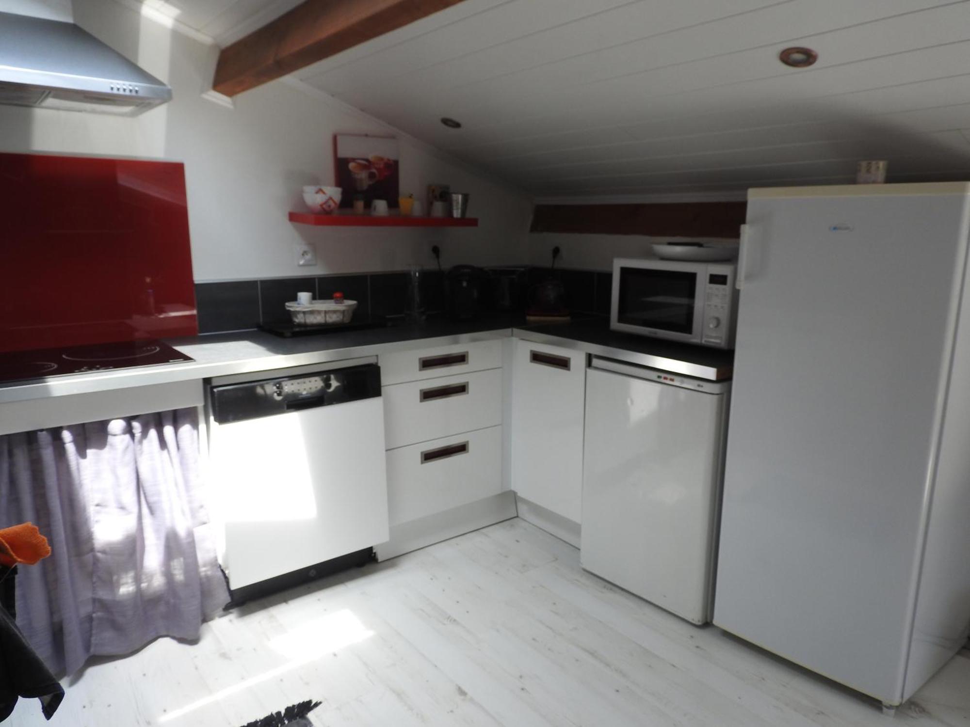 Appartement Mansarde Et Climatise 50 M2 Pompignan  Exterior photo